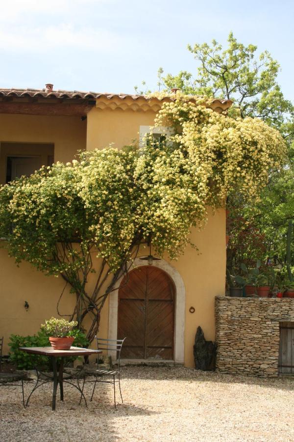 Bed and Breakfast Le Mas Des Pierres Blanches Венаск Екстер'єр фото